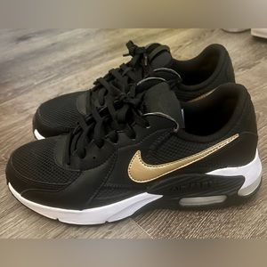 Nike Air Max Excee Women’s Shoes Size 6.5
